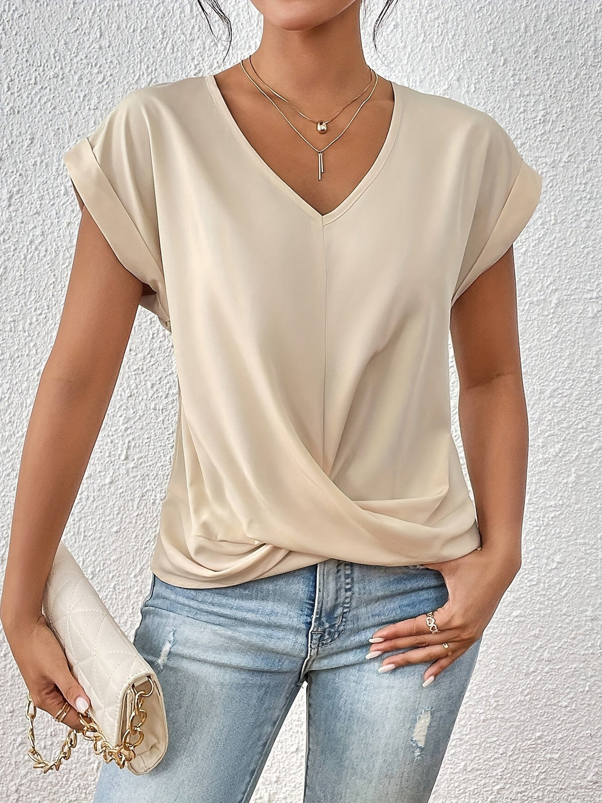 Dames T-shirt met Sweetheart Halslijn – Acht Kleuren