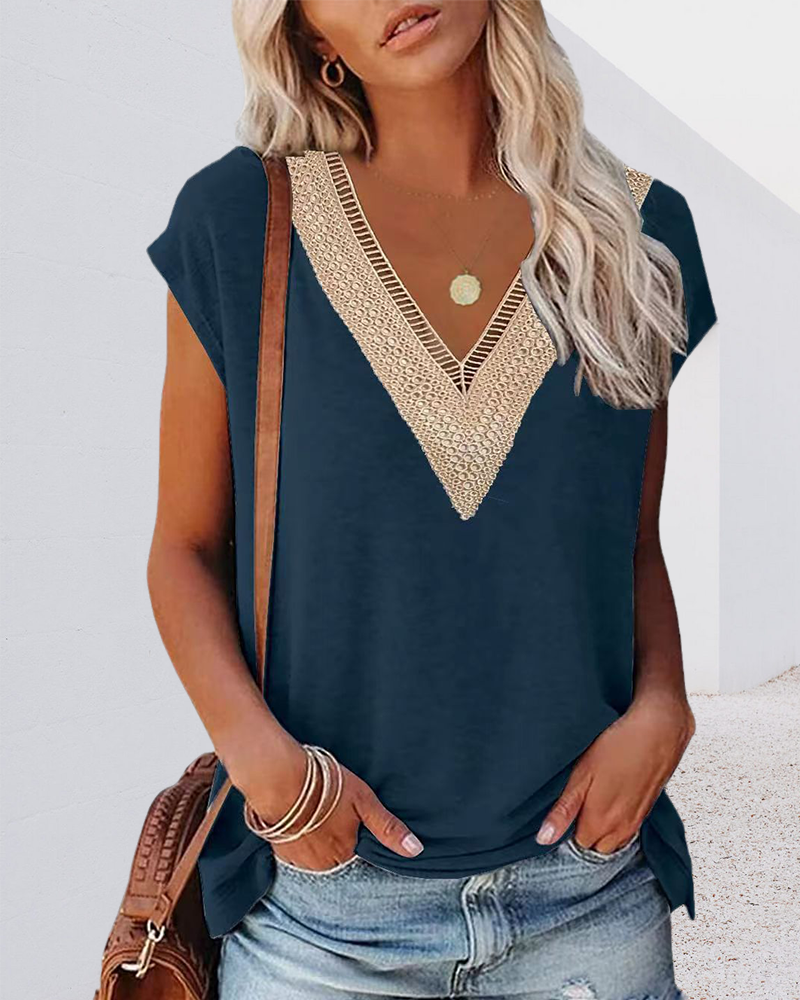 Dames T-shirt met V-hals en Kant
