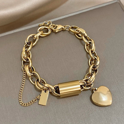 Armband met Hartbedel – Goud of Witgoud